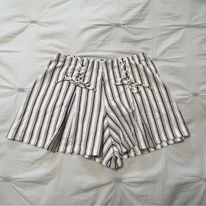 Express Shorts